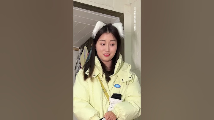遛暴躁狐狸，来看看狐狸是怎么养的，它走路偷感怎么那么重~#萌寵 #pets #animals