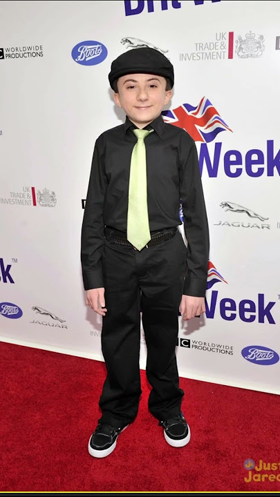 Atticus under street lights