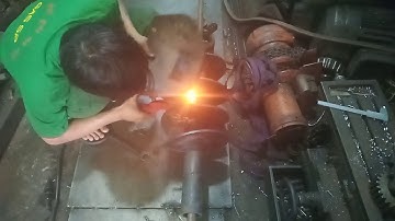 Gia công nhanh trục xoắn vít tải, khoan đất