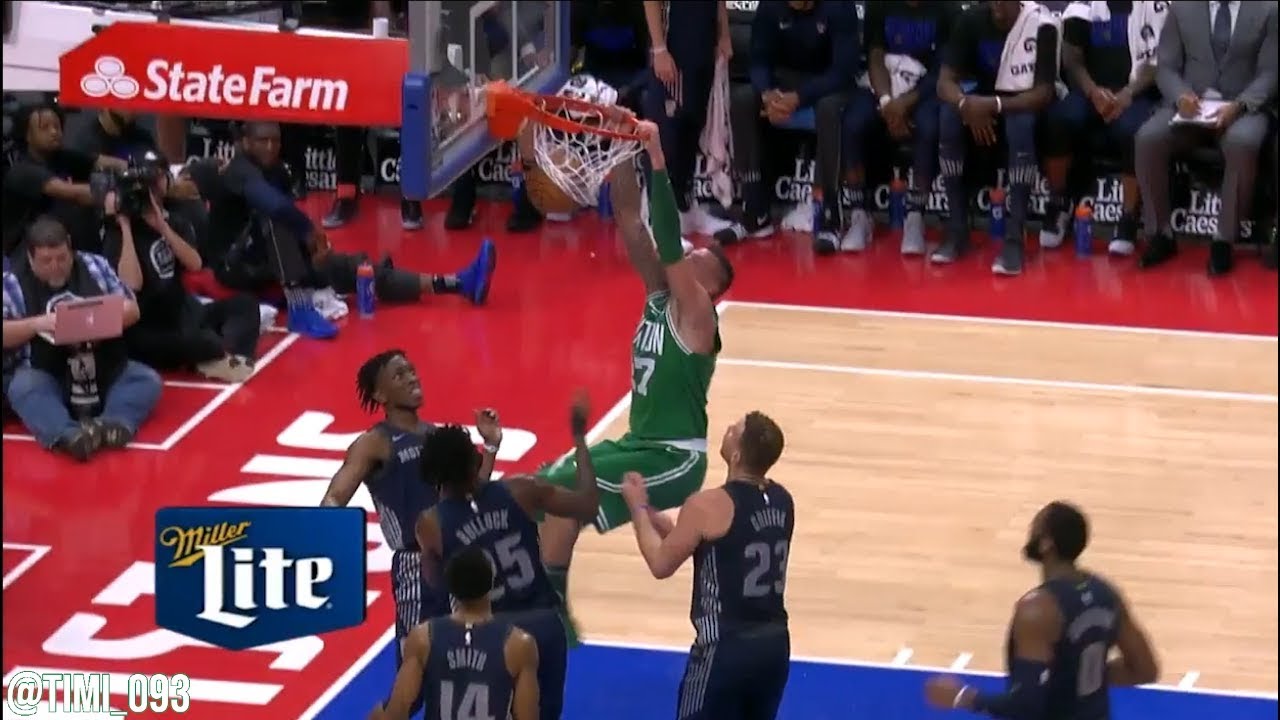 Daniel Theis' signature move has become a Celtics secret weapon – NBC  Sports Boston