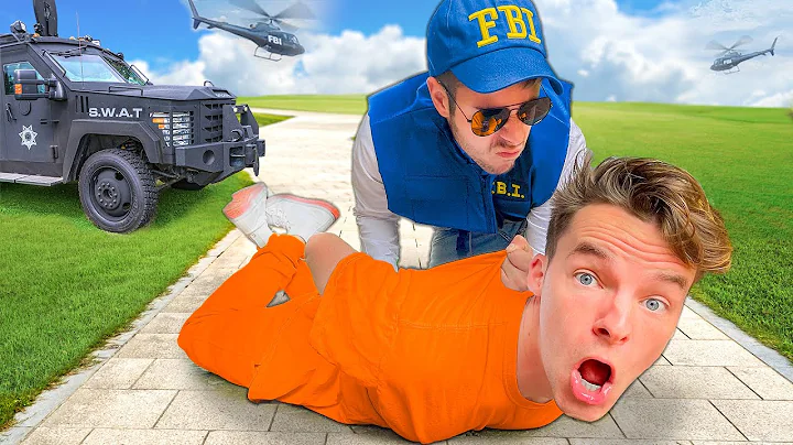 I GOT HUNTED BY THE FBI!