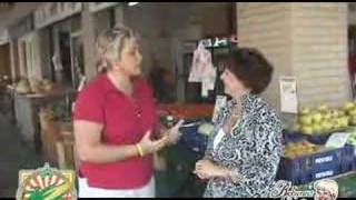 Robynn Jaymes visit the Roanoke City Farmer's Market