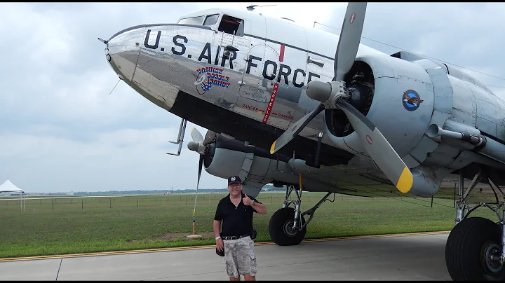 Flight in Douglas C-47 (DC-3) Yankee Doodle Dandy ...