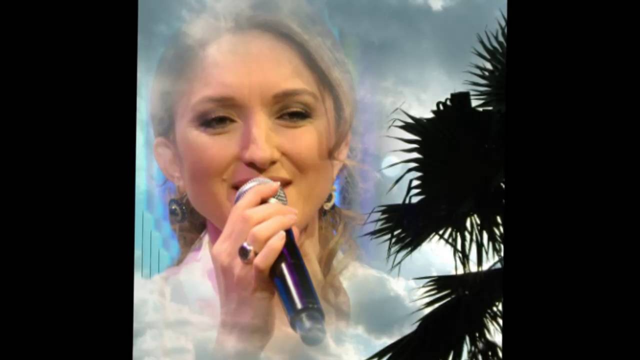 Çiğdem YARKIN-Gülüyorsun Güzelim Gül Güle Gülmek Yaraşır (HİCAZ)R.G.