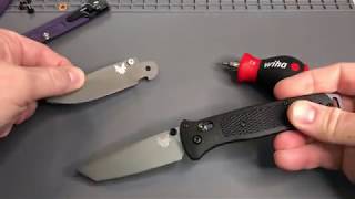 What’s inside the Benchmade Bailout