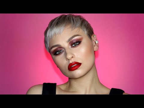 It's a makeup tutorial inspired byyyyyy.......
