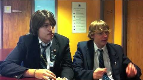 ROUND SQUARE - Internationalism