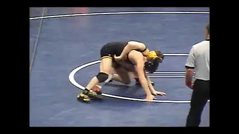 2012 IA HS State Finals 3A 126 Cory Clark of SE Po...