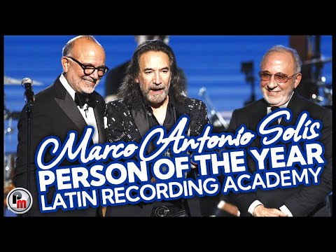 Marco Antonio Solís recibe el premio Persona del Año en los Latin Grammy 2022