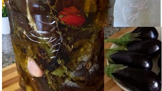 Aubergines conservé à l'huile d'olive façon marocaineالدنجال مرقد بأعشاب و زيت الزيتون بطريقة مغربية