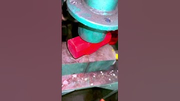 The process of putting the handle on the axe - good machinery and methods can improve efficiency