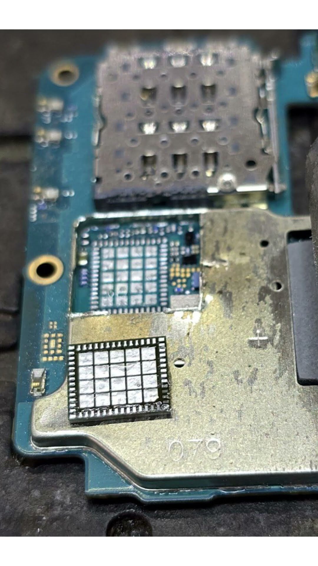 Samsung Galaxy A54 A546 Network Issue – No Signal, Unable to Make Calls  Signal Amplifier Chip 77098
