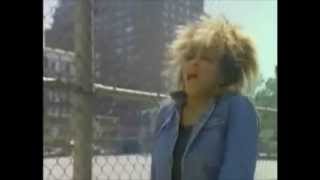 Tina Turner ahora sirve como espantapájaros screenshot 3