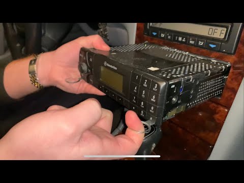 How to remove Mercedes Benz Radio from 1990’s early 2000’s all models