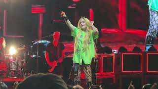 Avril Lavigne - "Sk8r Boi" - Live in Phoenix