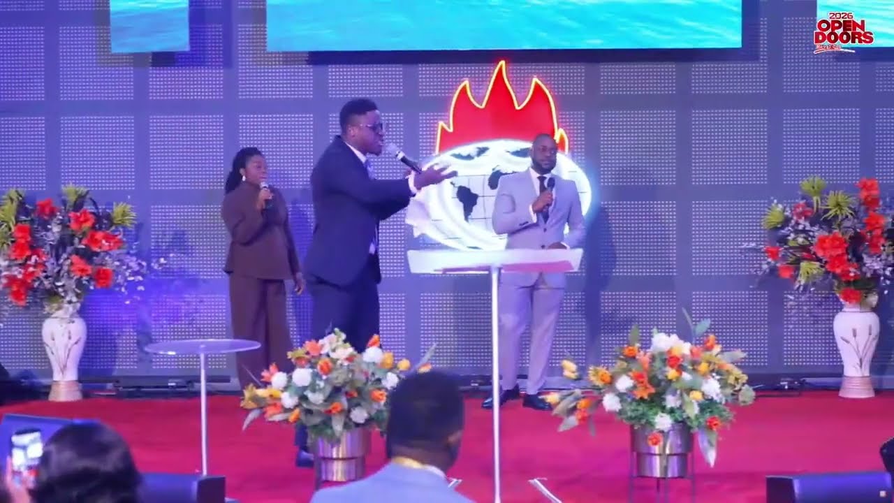 MARCH INTO THIS MONTH WITH THIS POWERFUL PRAISE AND WORSHIP #praiseandworship #songs #choir #light