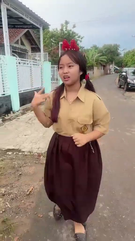 Vidio kocak dan gokil @nyaikembang1nyaikembang1 /bintang jatuh ?