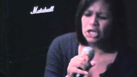 STEPHANIE STRATTON SINGING MICHAEL JACKSON (GONE T...