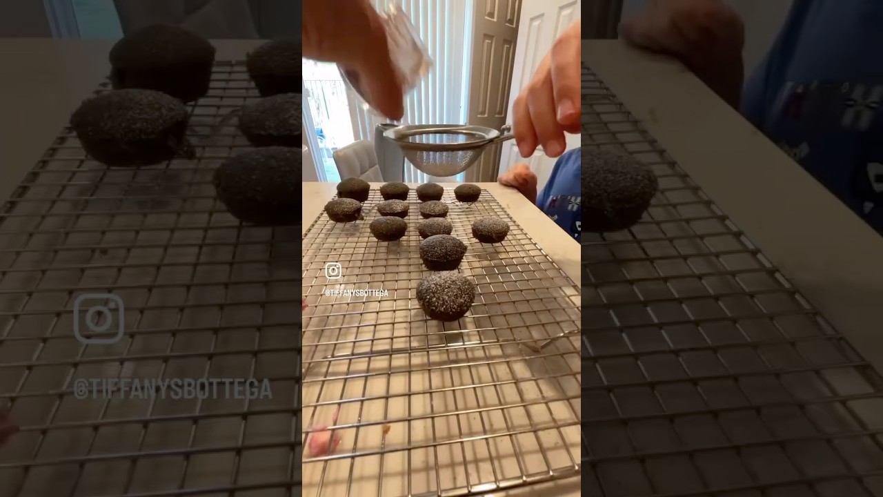 Charcoal Stone Gray Cupcakes With Fresh Blueberry Powder Sugar | Summer Treats For Kids