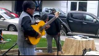 Guitarrista callejero virtuoso - Chillan chords