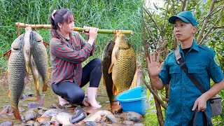 Full Video Why Did The Kind Policeman Leave? - Single Mother Catches Giant Fish To Sell At Market