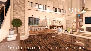 Roblox Bloxburg | Traditional Family Home 90k | House Build