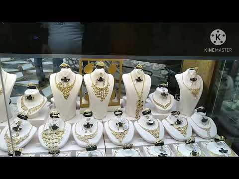 gold souk in derra dubai window shopping