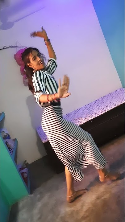 Shakira Dance Video Part 2 - YouTube