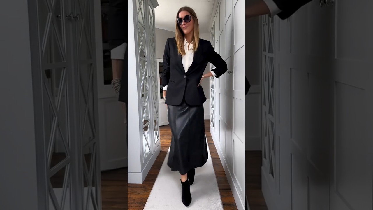 Versatile Chic: Black, White & Pinstripe Outfit Inspiration! 😍 