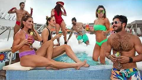 Tenerife come non l’hai mai vista 🌴 | Skinny x VillaBanks (Official Video)