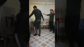 Yok Böyle Kolbastii̇nanilmaz