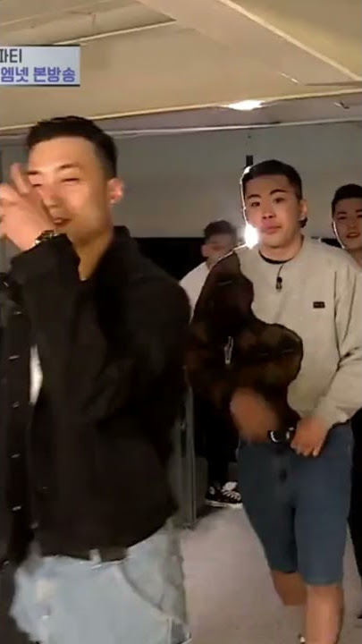 YGX's dancer entrance🕺/ hottiesss🔥 #ygx #yg #swf
