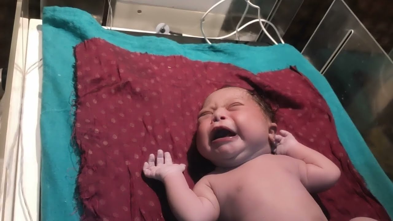 normal baby just 2 minute before