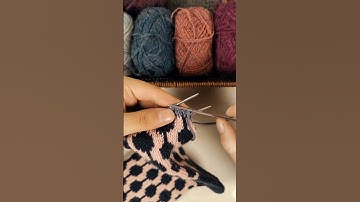 Avoiding ladders on Dpns in the round #knittting #knittingtips #knitknitknit