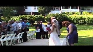 Funny Wedding video.  (turn the volume up!)
