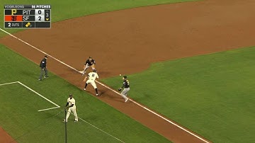 PIT@SF: Pirates catch Pence in a rundown at third
