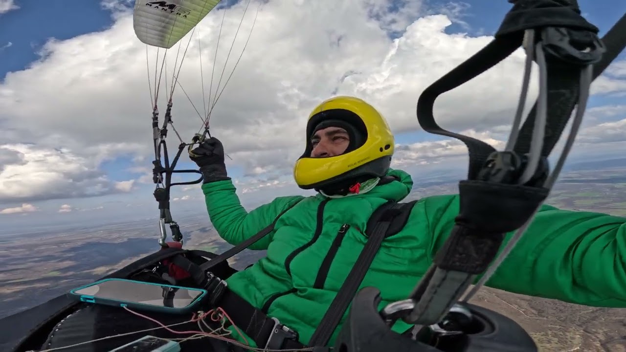 ParaTandem.com / +359988859200 /  Полети с парапланер