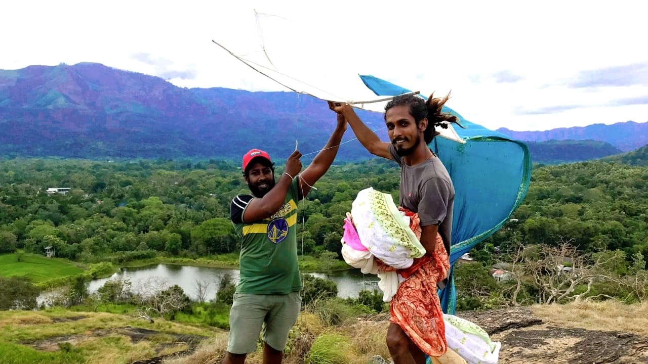 සද්දන්ත නයා/srilanka kites#travel #kiteflying #srilanka #tourism