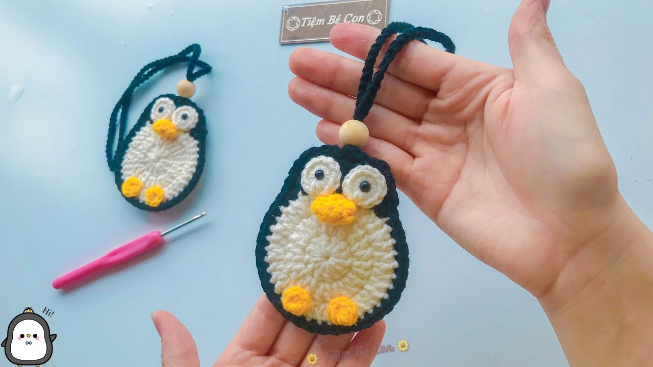 Crochet a penguin-shaped garlic bag for your baby | Móc túi đựng tỏi chim cánh cụt cho bé