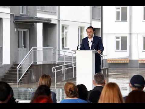 წყალტუბოში 420 დევნილ ოჯახს ახალი ბინები გადაეცა