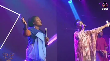 AMAZING!!! Sola Allyson & Sunmisola Agbebi share the same stage; They sang Sola's evergreen song