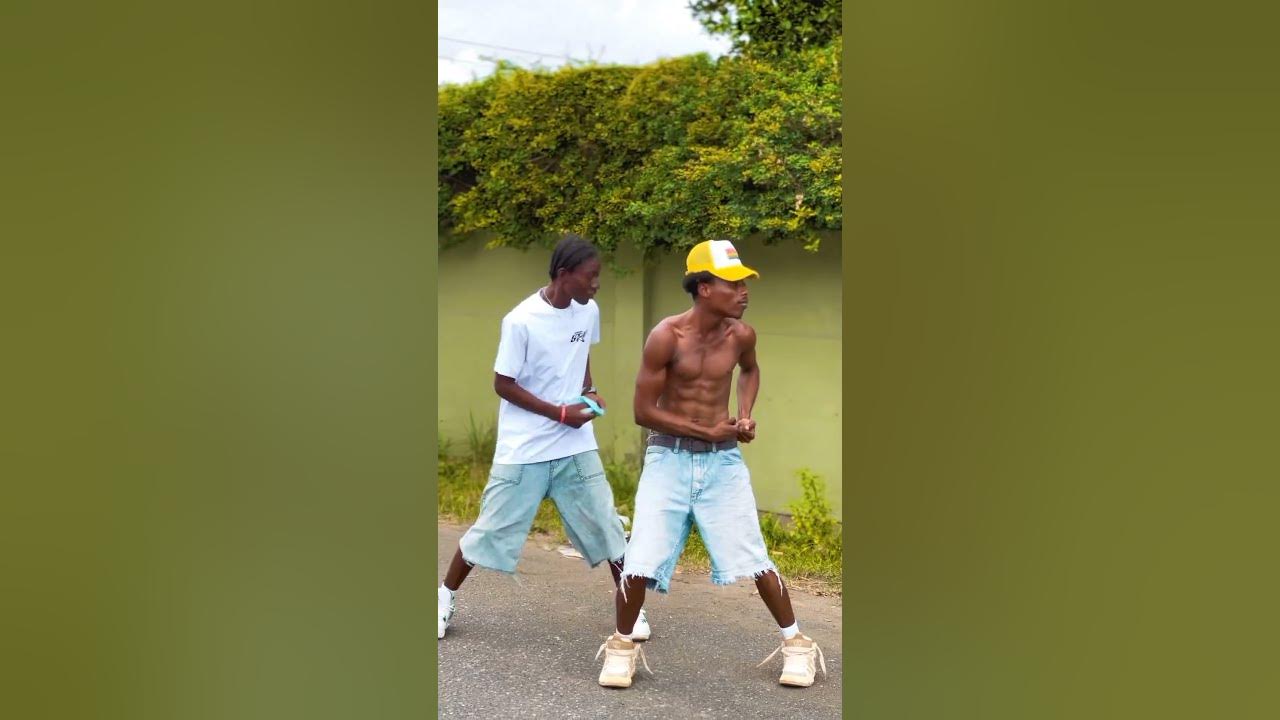 baiana piano 🎹 by mawuli#amapiano #dancechallenge #reels #dance #youtubeshorts #dancevideo #baiana