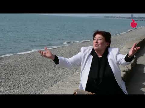 ნუნუ ბერიშვილი ქობულეთის სანაპიროზე