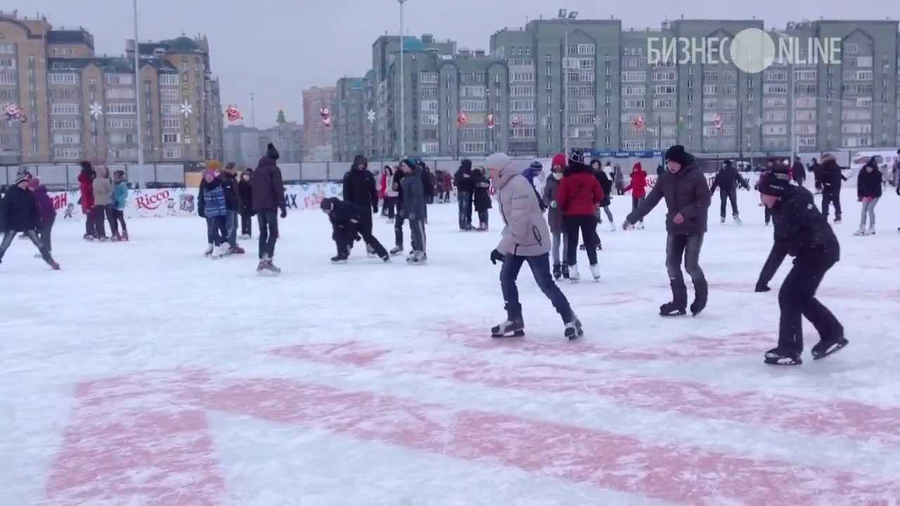 Каток в казани с прокатом. Каток Нэфис Казань.