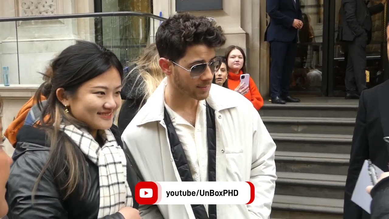 Nick Jonas and Kevin Jonas meeting fans in London