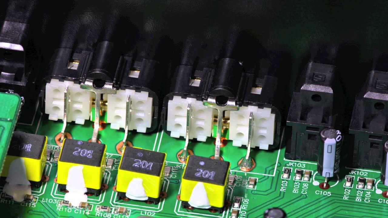 Stereo Design Rotel RC-1590 Stereo Preamplifier  2015