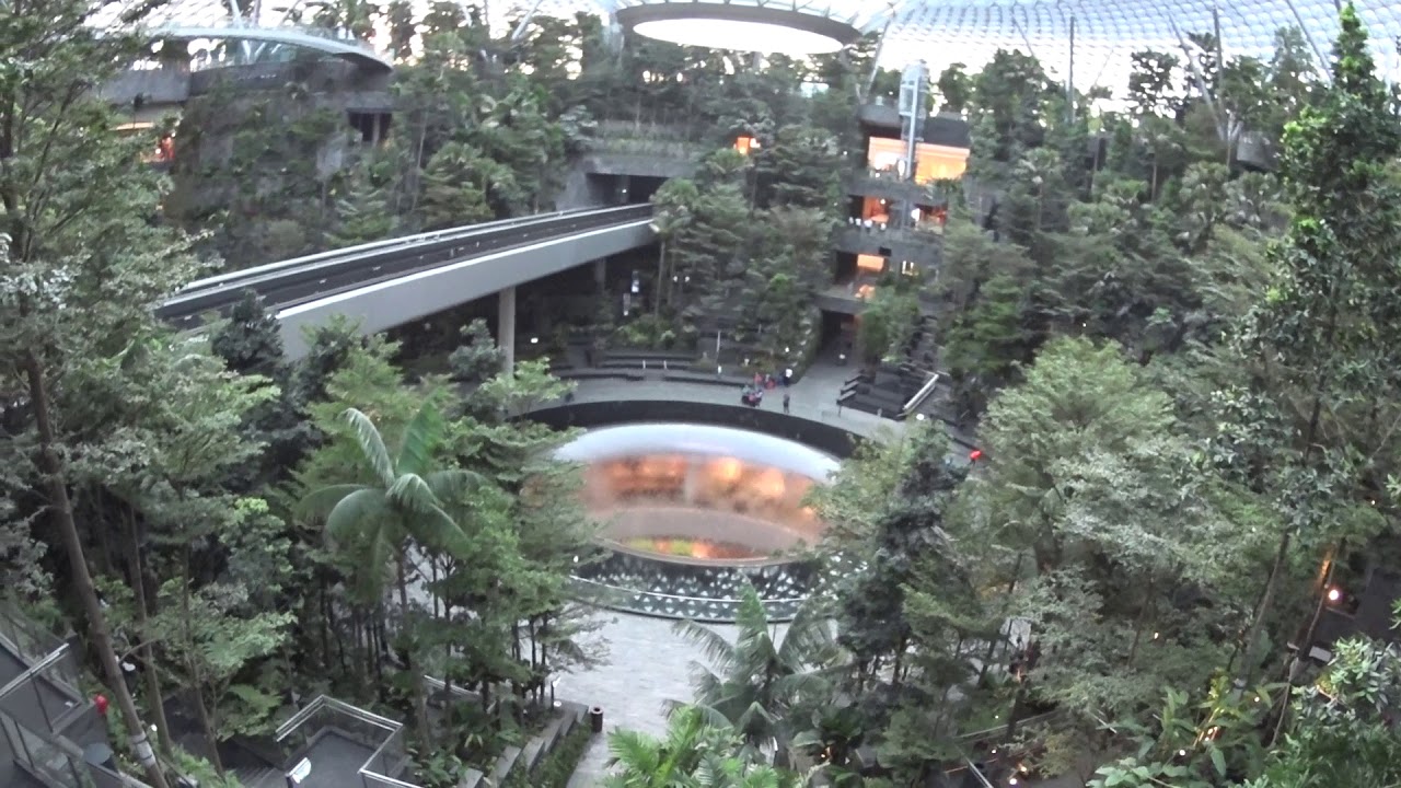 camera iphone 8 plus apk Changi Jewel walk tru East and West Trail..hike the Jewel 21Apr19