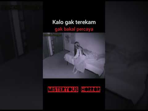 Horror !!! Penampakan Hantu Terekam Kamera CCTV