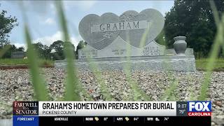 Late Sen. Lindsey Graham's home town prepares for funeral service