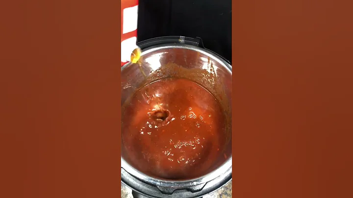 EASY Birria Taco recipe using the instant pot! 🌮 #shorts #birriatacos #instantpotrecipe #taco #beef